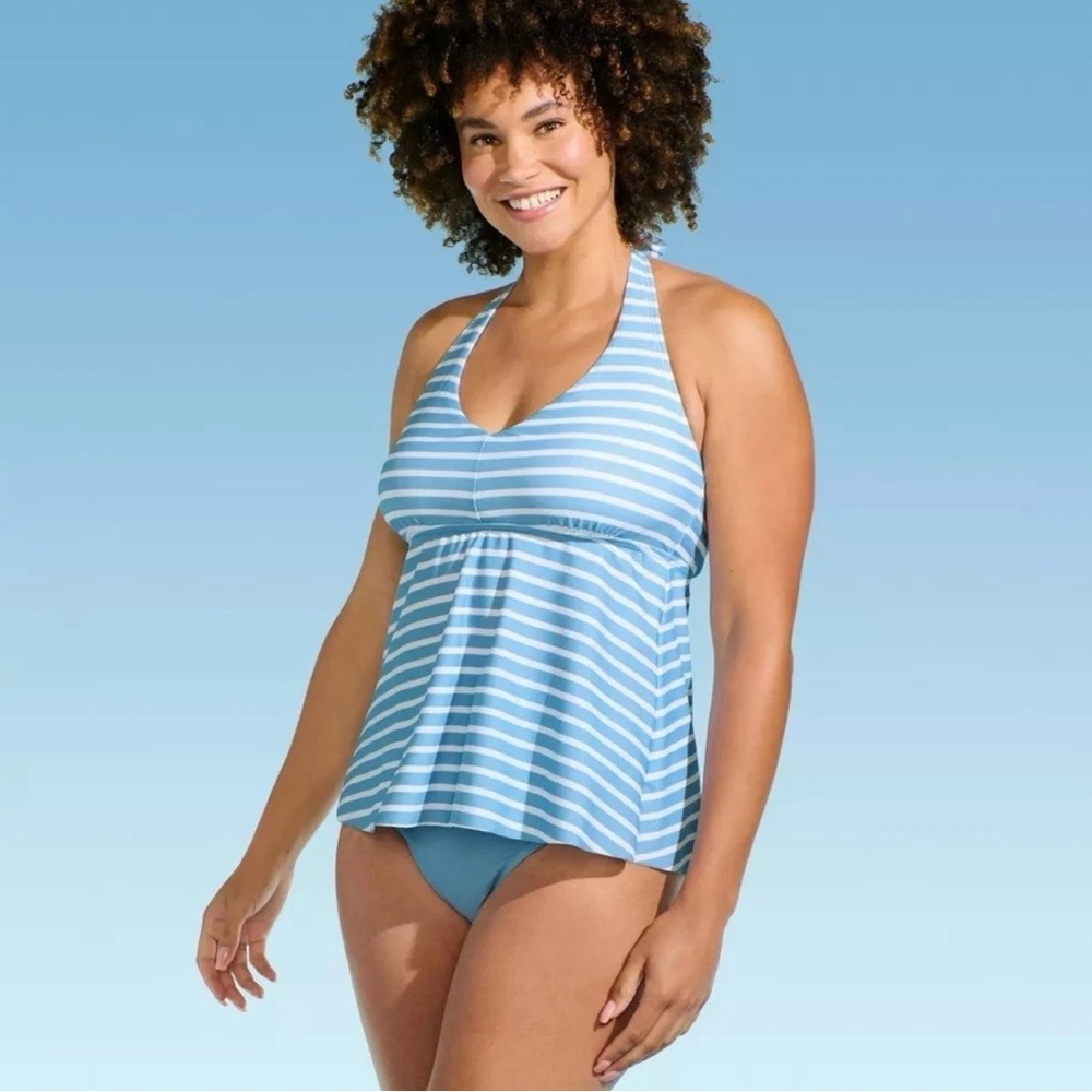 Land’s End Blue Striped Women's Swim Top Size XL